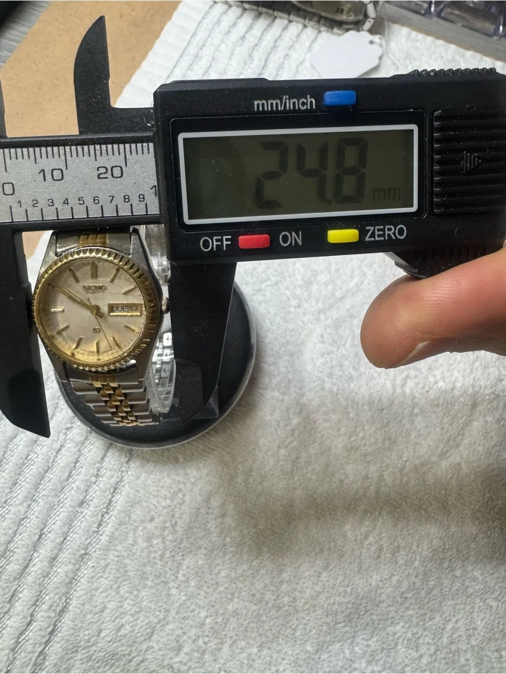 Seiko sq Two-Tone Silver and Gold Men's Quartz Watch